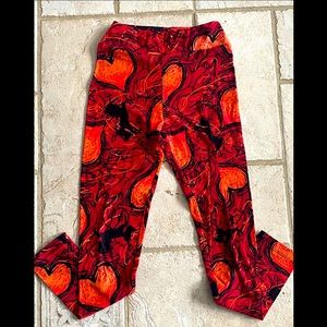LuLaRoe Valentine’s Day Leggings